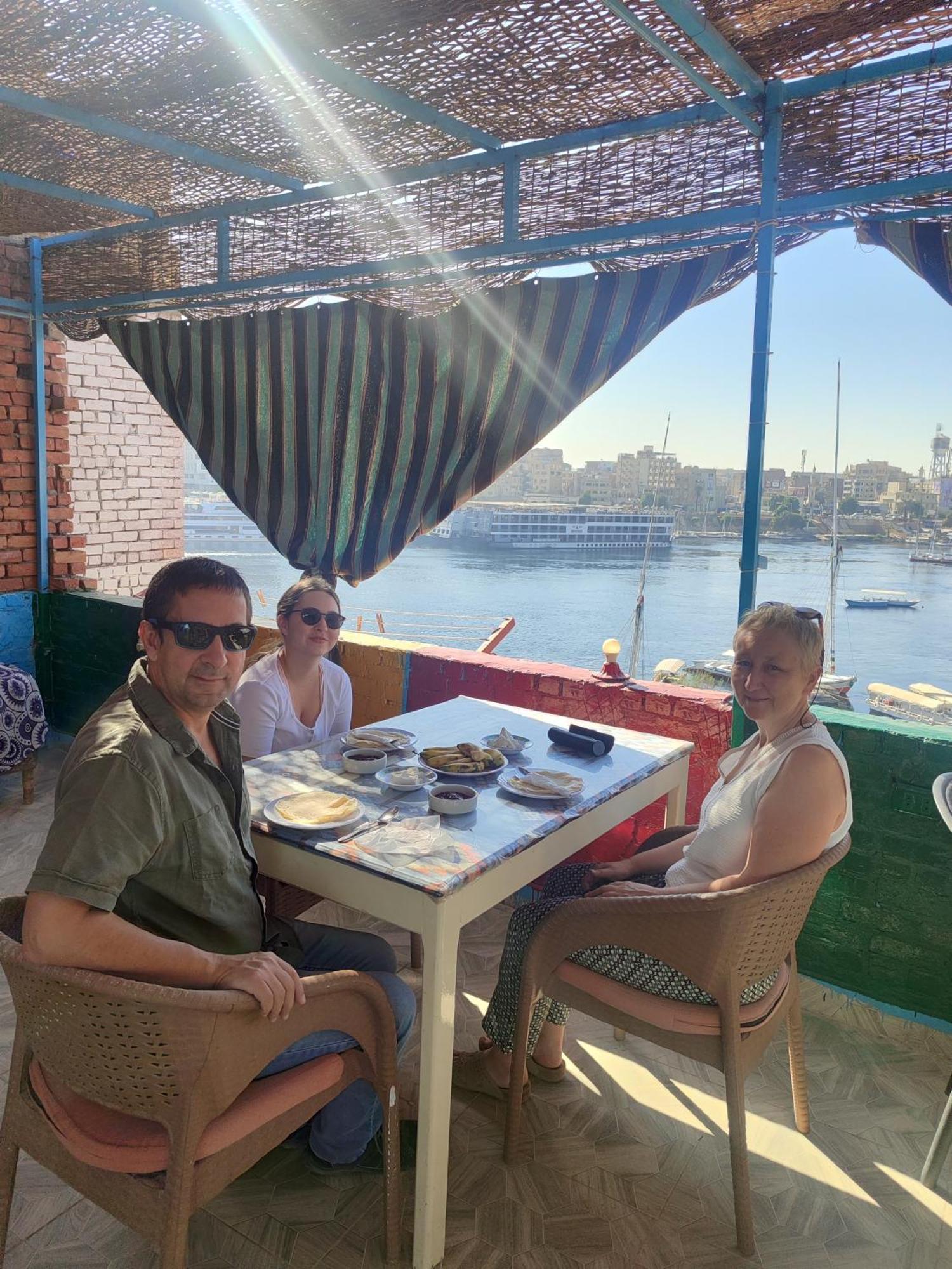 Jamaica Guest House Aswan Bagian luar foto
